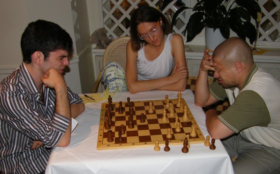 DSCF7817 Ilja Schneider und Wassili Jemelin spielten als Einzige Remis